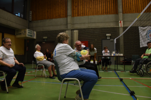 Netbaltoernooi voor kwetsbare ouderen